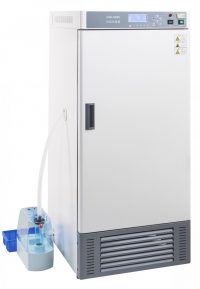 UT-6070 КАМЕРА ТЕПЛА И ВЛАЖНОСТИ 70Л